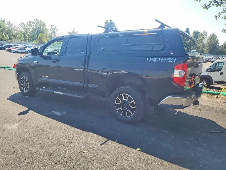 2017 Toyota Tundra VIN 5TFUY5F1XHX592145 фото 2