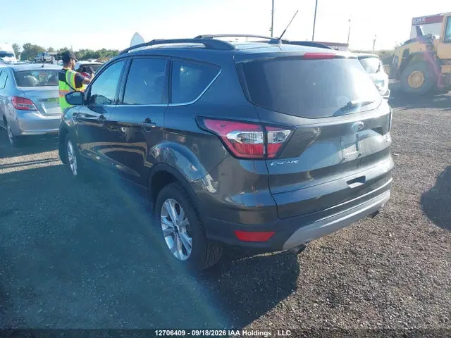2018 Ford ESCAPE SE VIN 1FMCU9GD0JUC97808 фото 3