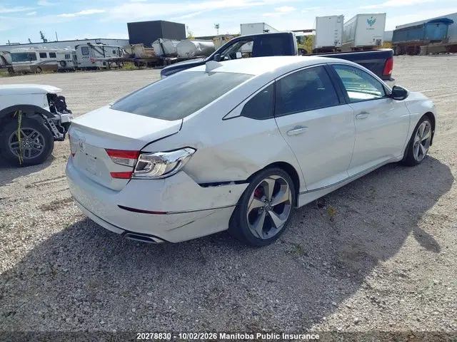 2018 Honda Accord Touring VIN 1HGCV1F95JA802034 фото 4