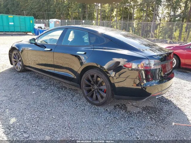 2015 Tesla Model S 85d/p85d VIN 5YJSA1V44FF097964 фото 3