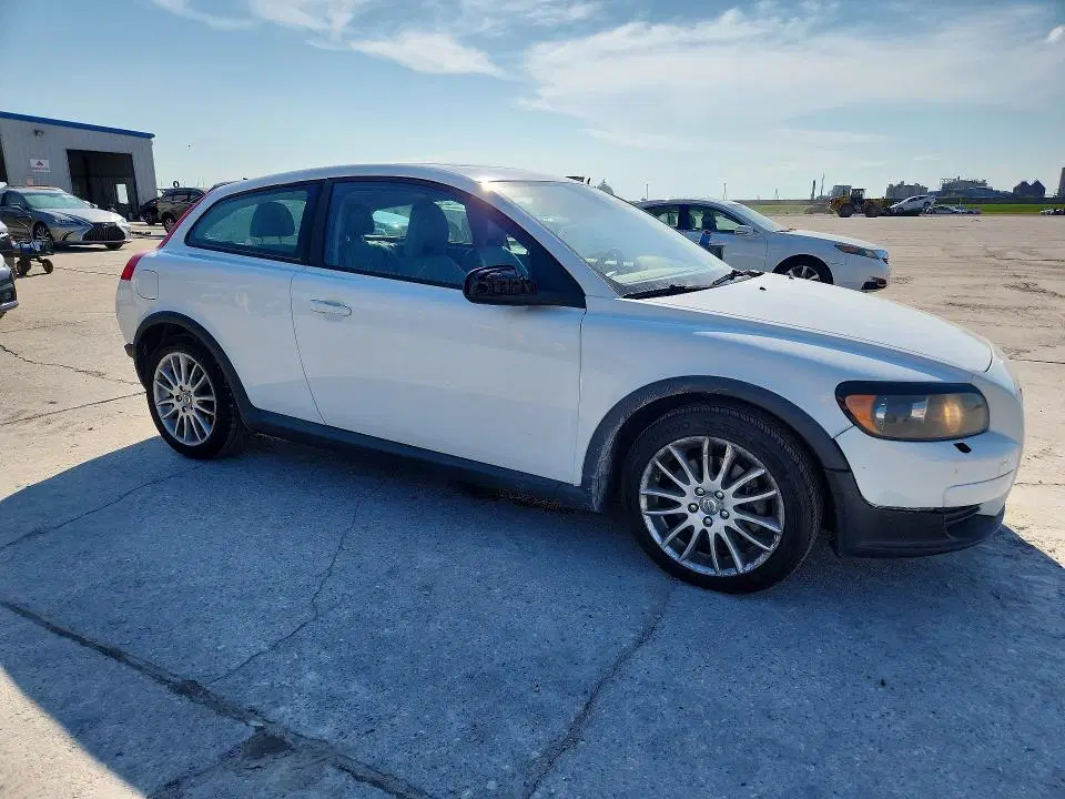 2010 VOLVO C30 VIN YV1672MK4A2174182 фото 4