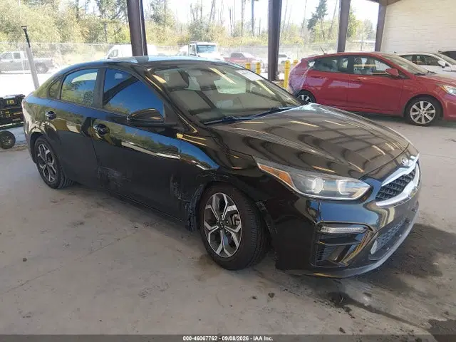 3KPF24ADXKE028332 — 2019 Kia Forte Lxs, Right Front, фото до ремонта