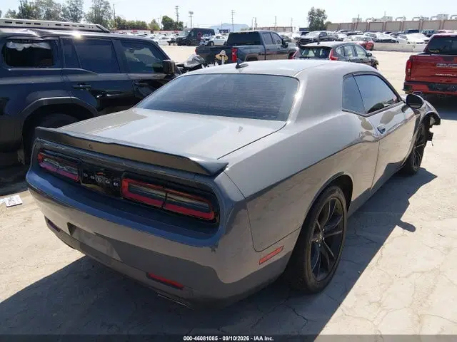 2018 Dodge Challenger Sxt Plus VIN 2C3CDZAG8JH215046 фото 4