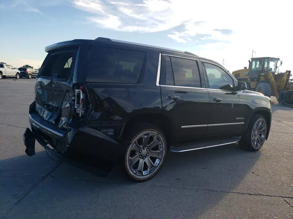 2016 GMC YUKON VIN 1GKS1CKJ0GR123126 фото 3
