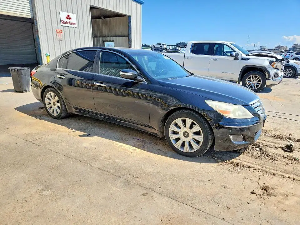 2009 HYUNDAI GENESIS VIN KMHGC46E99U017557 фото 4