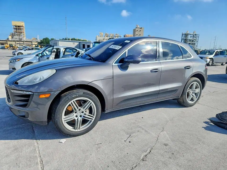 WP1AB2A5XGLB47521 — 2016 Porsche Macan, Мелкие вмятины и царапины, фото до ремонта