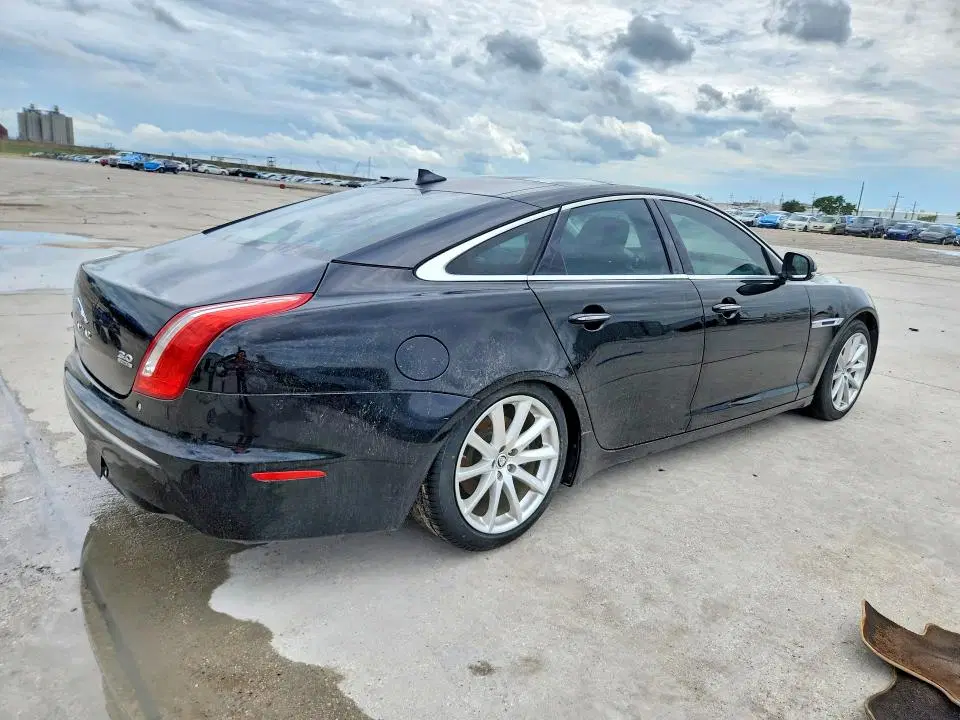 2013 JAGUAR XJ VIN SAJWJ1CD5D8V45373 фото 3