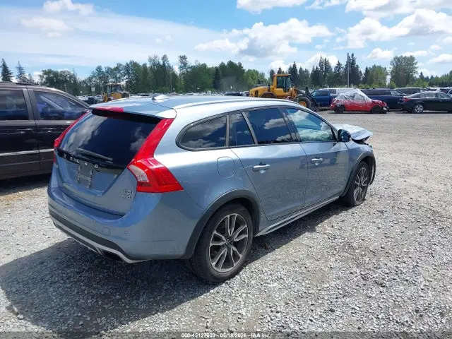 2017 Volvo V60 Cross Country T5 VIN YV440MWK3H1036947 фото 4