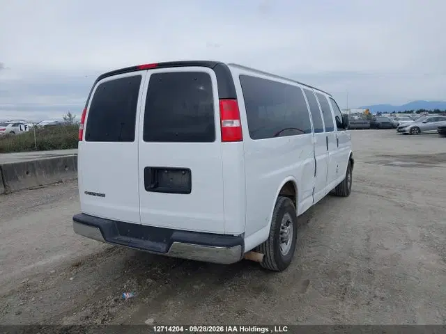 2025 Chevrolet Express G3500 Lt VIN 1GAZGPF72S1218172 фото 4