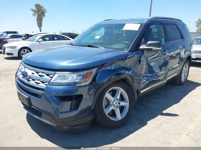 2019 Ford EXPLORER XLT VIN 1FM5K7D81KGB21313 фото 2
