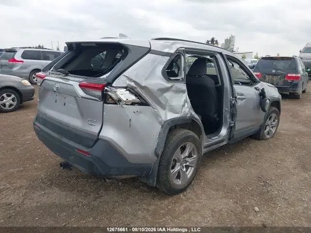 2022 Toyota Rav4 Xle VIN 2T3R1RFVXNC304372 фото 4
