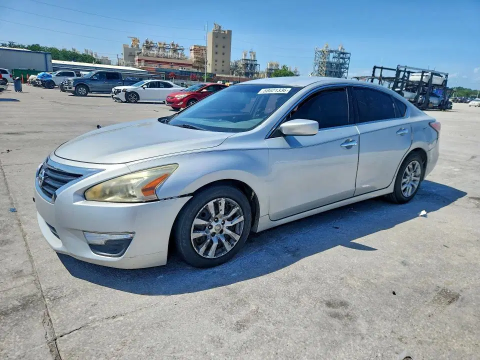 2015 NISSAN ALTIMA VIN 1N4AL3AP2FN882847 фото 2
