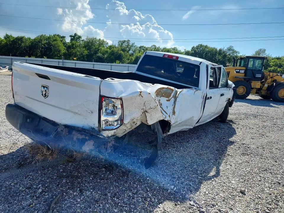 2018 RAM 3500 VIN 3C63RRGL8JG241297 фото 4