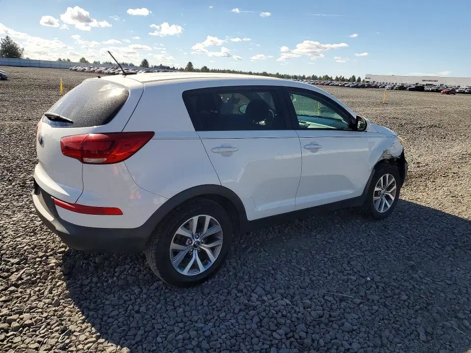 2016 KIA Sportage VIN KNDPB3AC5G7856897 фото 3