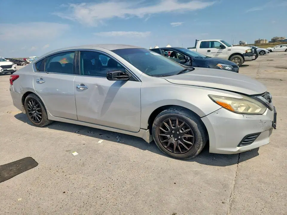 2016 NISSAN ALTIMA VIN 1N4AL3AP2GN334381 фото 4
