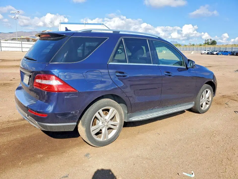 2015 Mercedes-Benz ML VIN 4JGDA5JB2FA527421 фото 3