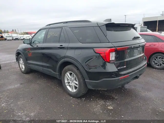 2026 Ford Explorer Active VIN 1FMUK8DH7TGC06904 фото 3