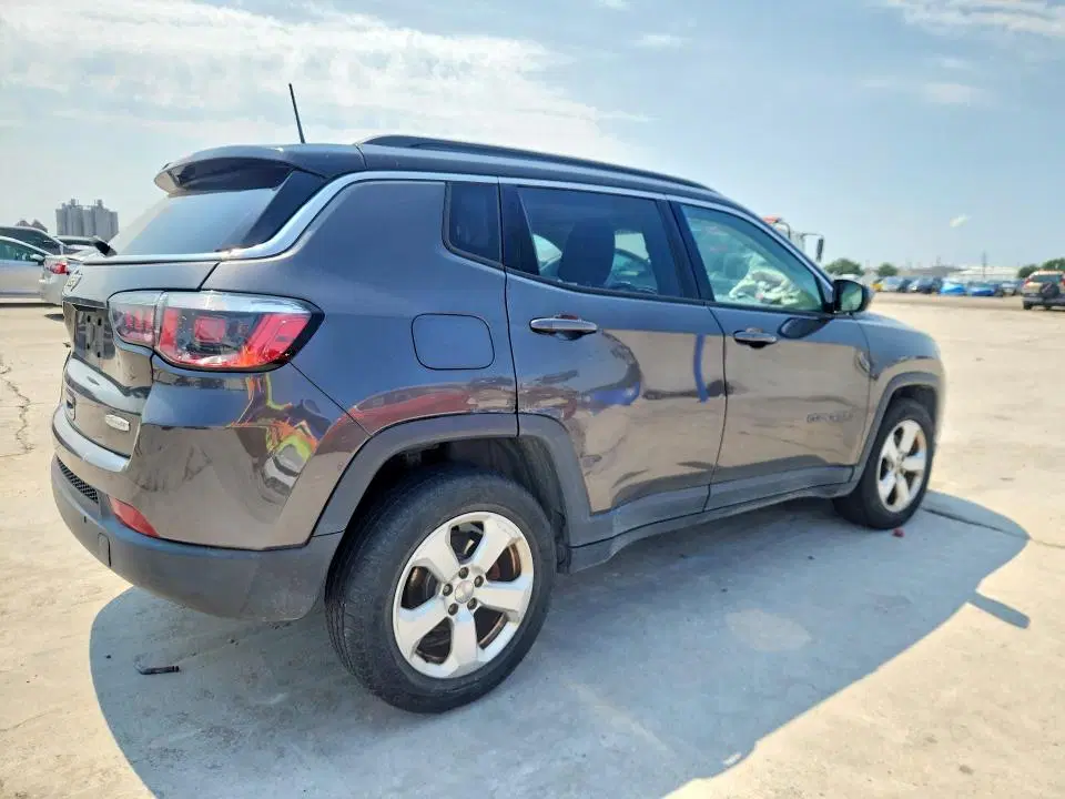 2019 JEEP COMPASS VIN 3C4NJDBBXKT656446 фото 3
