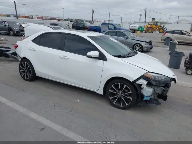 5YFBURHE4JP800535 — 2018 Toyota Corolla SE, Передняя часть (Front & Rear), фото до ремонта
