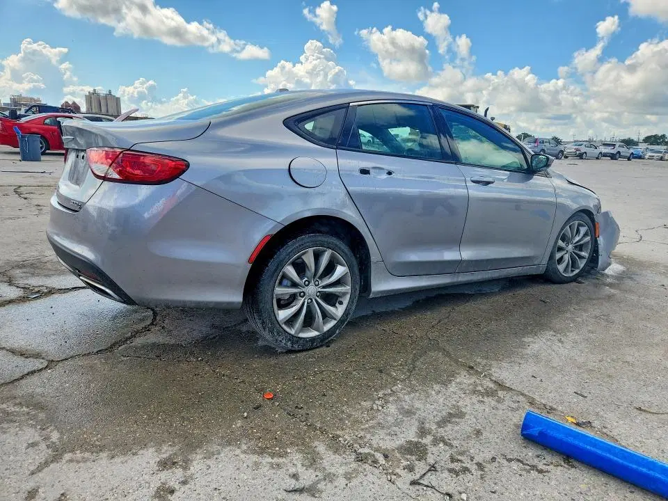 2015 CHRYSLER 200 VIN 1C3CCCBB7FN747437 фото 3