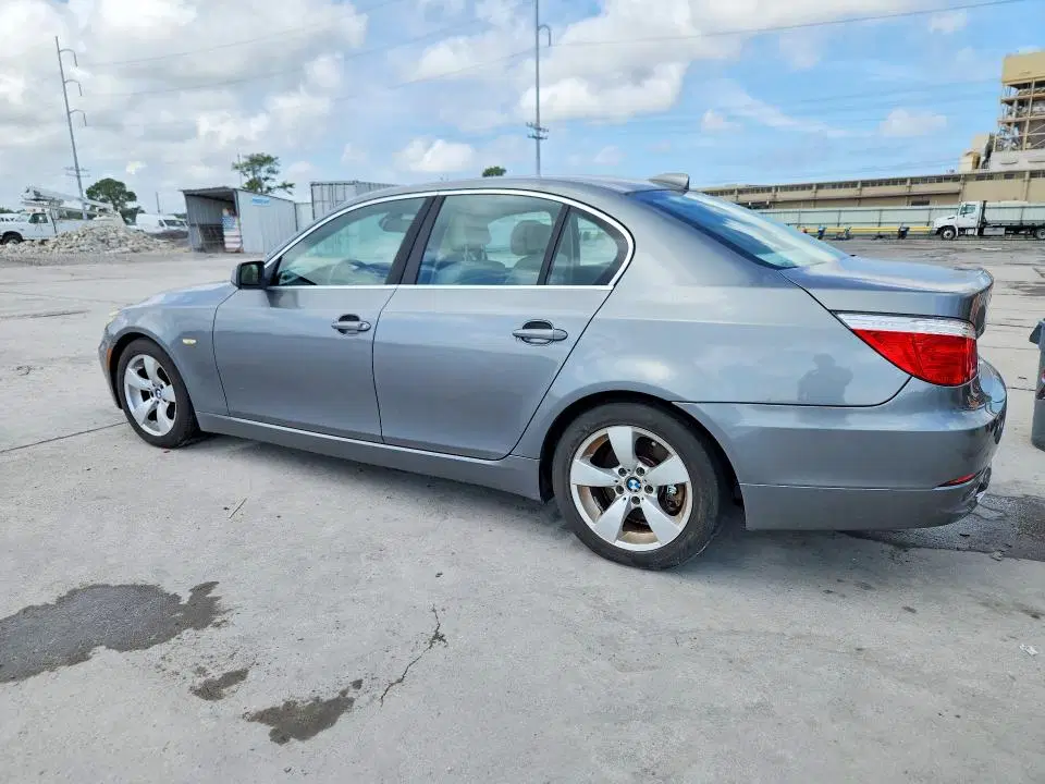 2008 BMW 528 VIN WBANU53588C116293 фото 2
