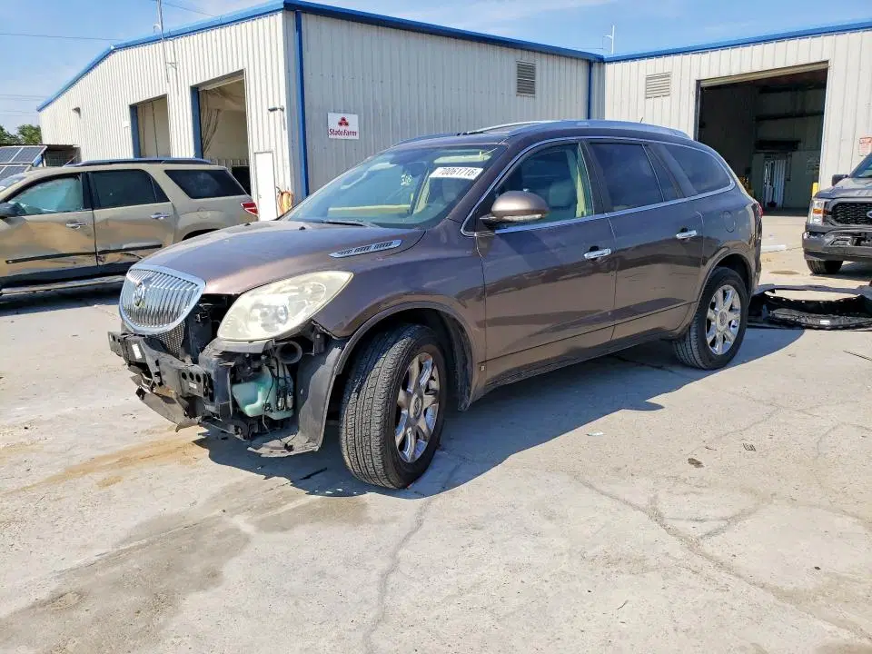5GAER237X8J179400 — 2008 Buick Enclave, Передняя часть, фото до ремонта