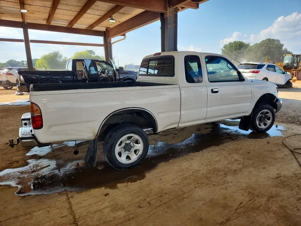 1999 TOYOTA TACOMA VIN 4TASM92N9XZ470460 фото 3