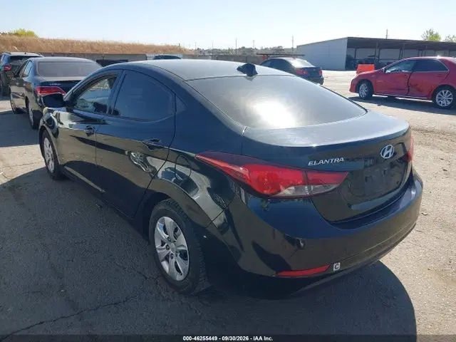 2016 Hyundai ELANTRA SE VIN 5NPDH4AE3GH696376 фото 3