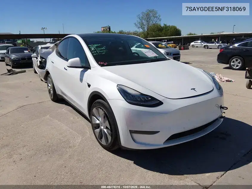 7SAYGDEE5NF318069 — 2022 Tesla Model Y, задняя часть, фото до ремонта