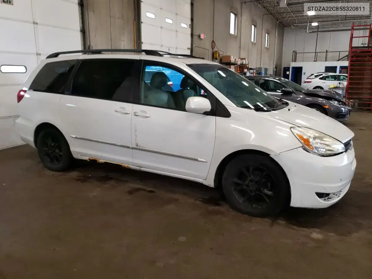2005 Toyota Sienna Limited VIN 5TDZA22C85S320811 фото 4
