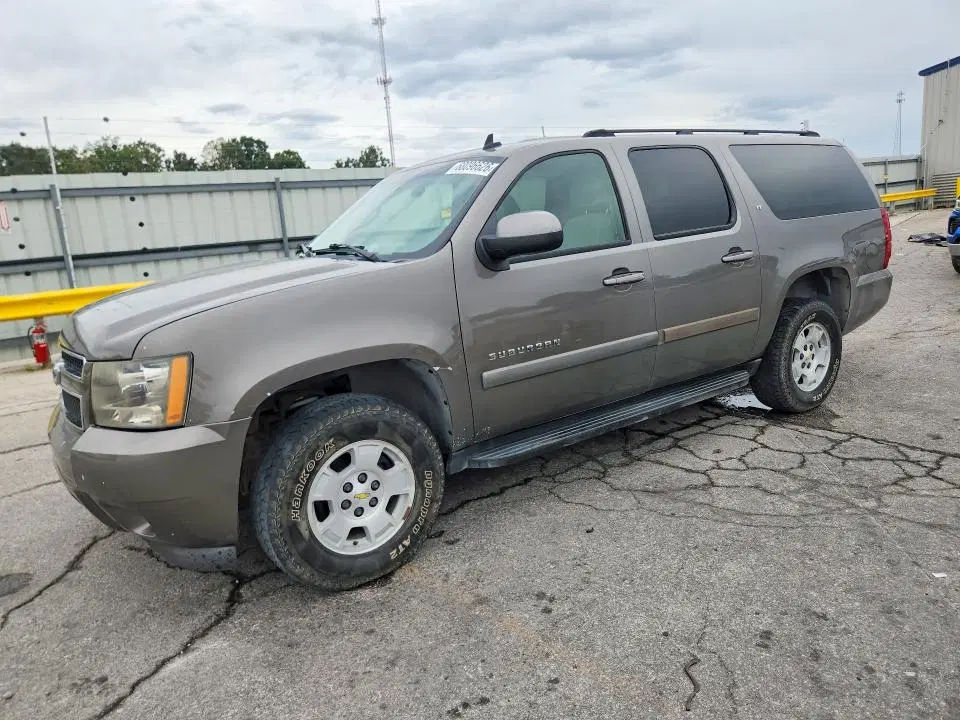 1GNFK16377J202826 — 2007 Chevrolet Suburban, Град, фото до ремонта