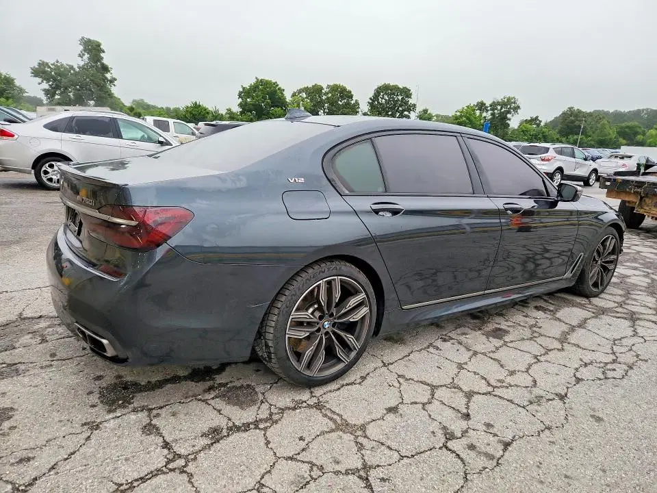 2018 BMW M760 VIN WBA7H6C54JG614766 фото 3