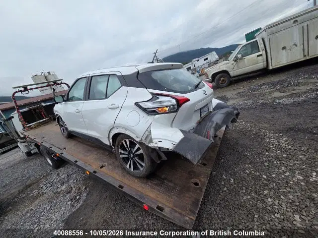 2020 Nissan Kicks VIN 3N1CP5CV8LL541398 фото 3