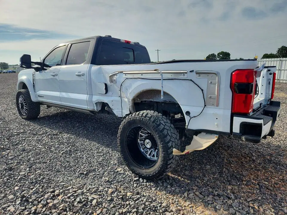 2024 FORD F450 VIN 1FT8W4DT4REF04306 фото 3