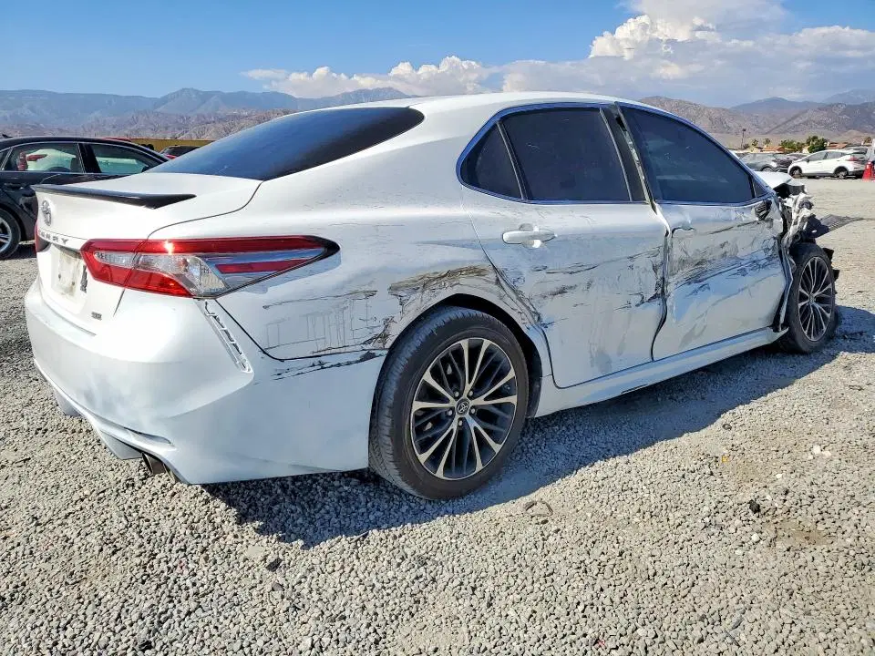 2018 Toyota Camry VIN 4T1B11HKXJU099398 фото 3