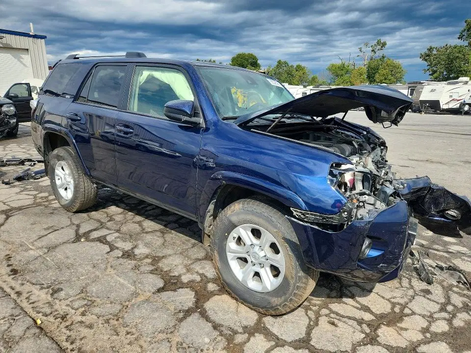2023 TOYOTA 4RUNNER VIN JTEEU5JR9P5295578 фото 4