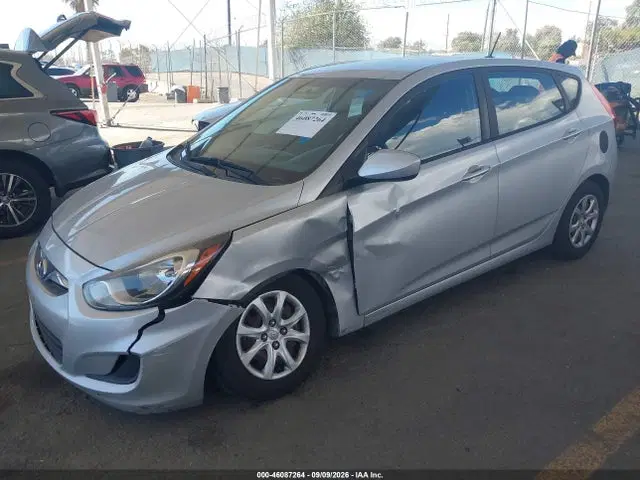 2014 Hyundai ACCENT GS VIN KMHCT5AE8EU193649 фото 2