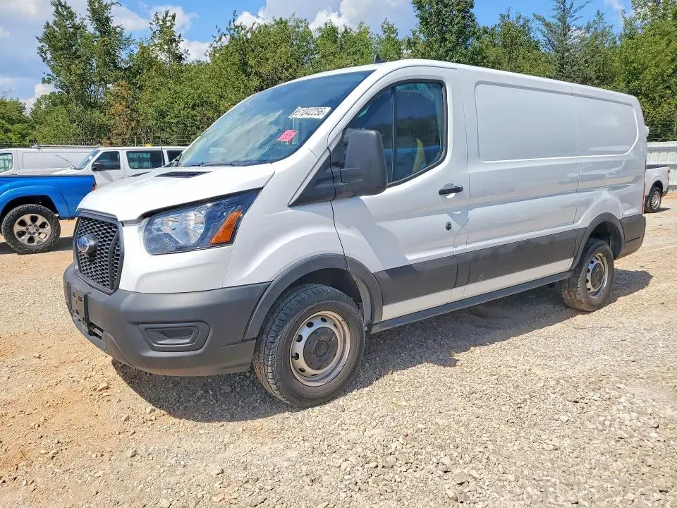 1FTBR1Y83RKB55447 — 2024 Ford Transit, Повреждение рамы, фото до ремонта