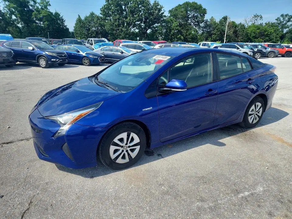 JTDKBRFU9H3045224 — 2017 Toyota Prius, Град, фото до ремонта