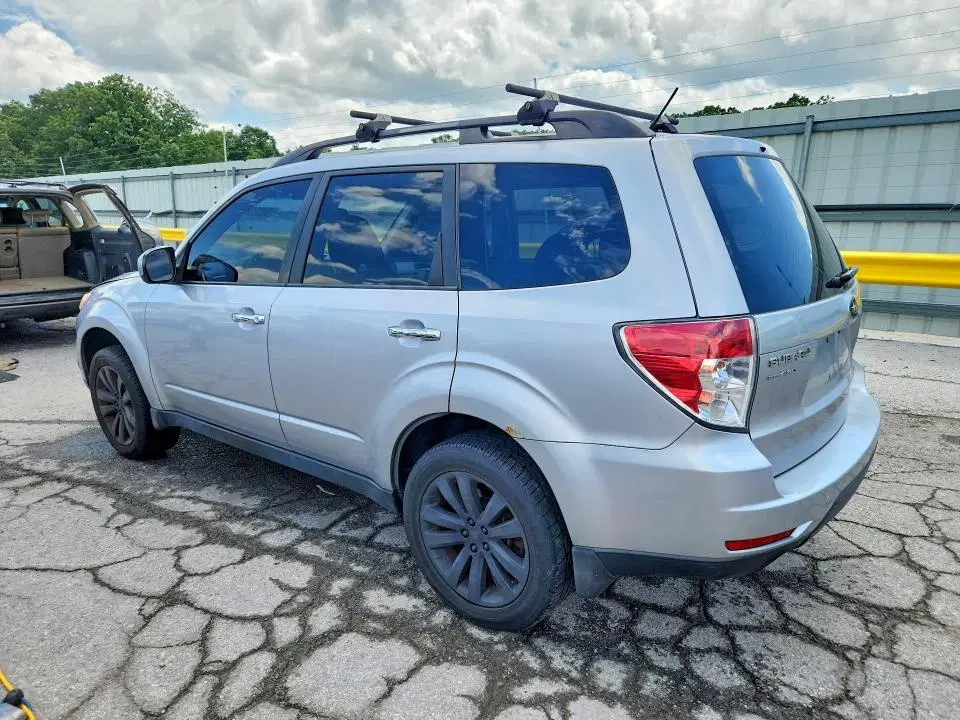 2013 SUBARU FORESTER VIN JF2SHADC5DH445905 фото 3