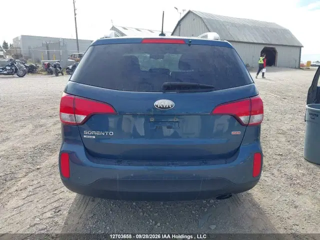 2014 KIA SORENTO LX VIN 5XYKTDA70EG483431 фото 4