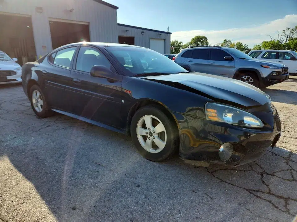 2006 PONTIAC GRAND PRIX VIN 2G2WP552661208978 фото 4