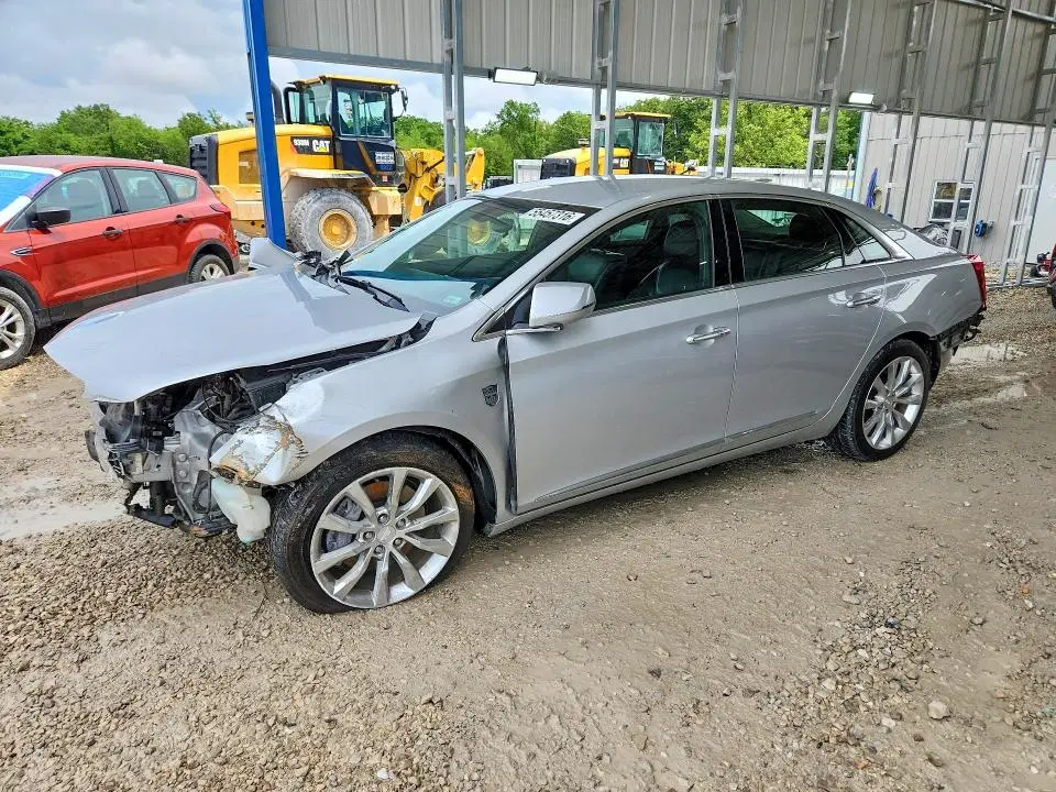 2G61M5S33G9183507 — 2016 Cadillac XTS, Передняя часть, фото до ремонта