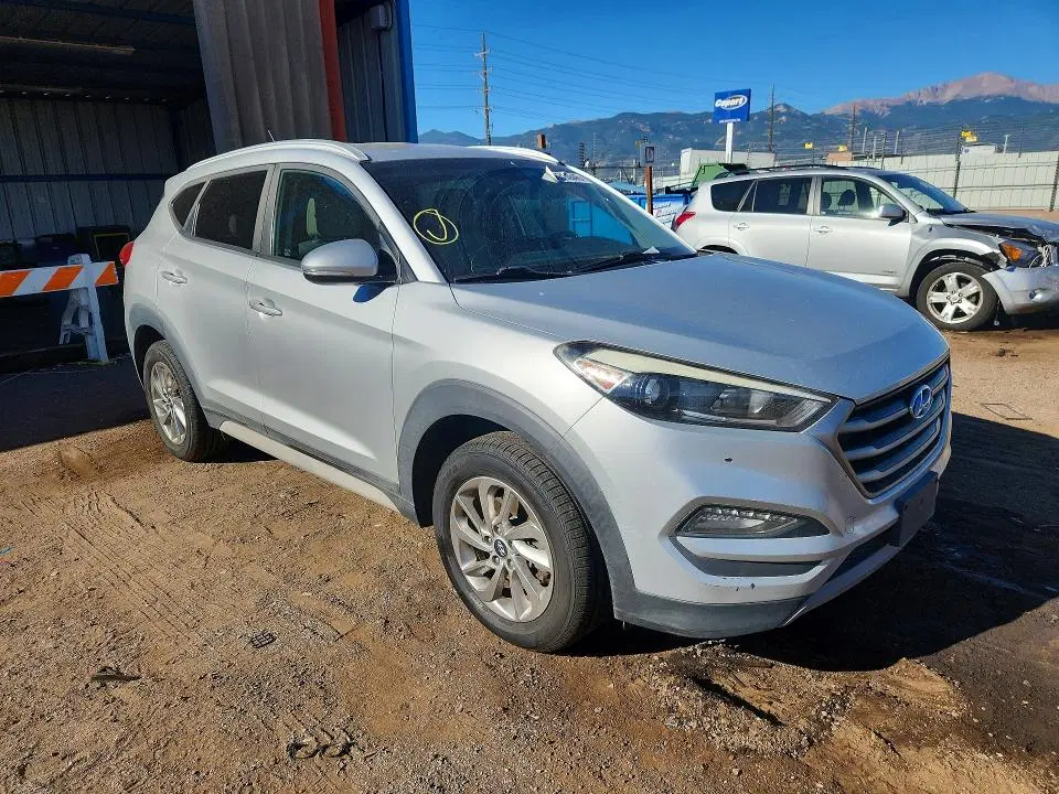 2017 Hyundai Tucson VIN KM8J3CA29HU484442 фото 4