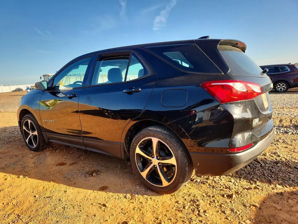 2018 CHEVROLET EQUINOX VIN 2GNAXREV0J6273948 фото 2