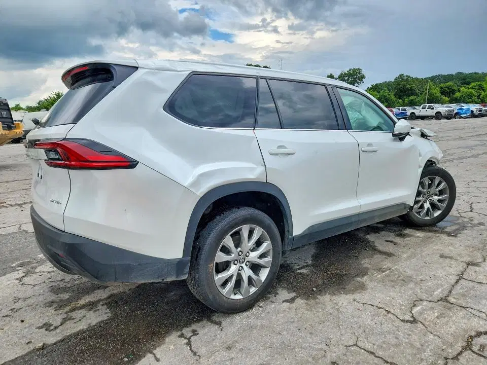 2025 TOYOTA GRAND HIGHLANDER VIN 5TDAAAB50SS070484 фото 3