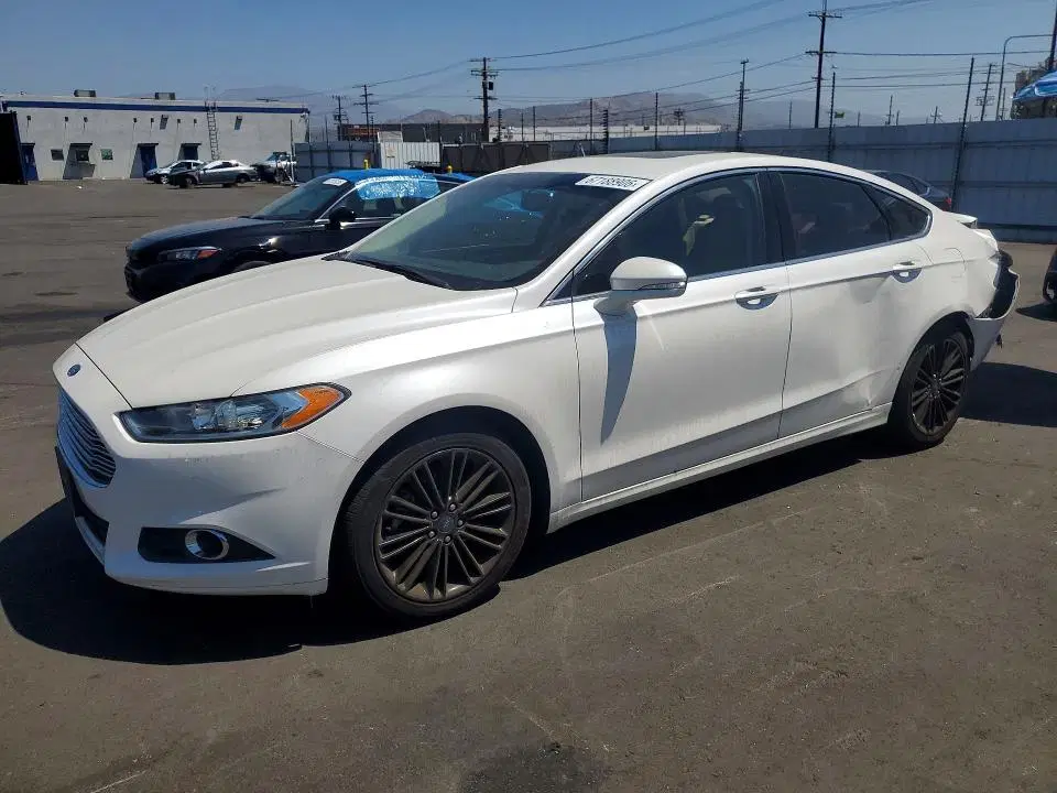 3FA6P0HD8ER235093 — 2014 Ford Fusion, задняя часть, фото до ремонта