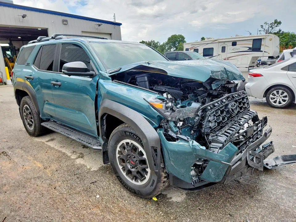 2026 TOYOTA 4RUNNER VIN JTEVB5BR7T5040331 фото 3