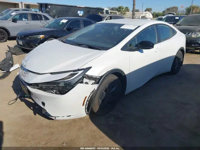 2024 Toyota Prius Le VIN JTDACAAU1R3033491 фото 2