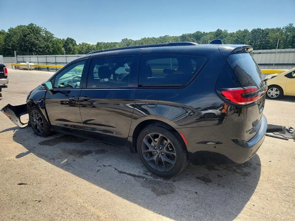 2023 CHRYSLER PACIFICA VIN 2C4RC3BG7PR623111 фото 2